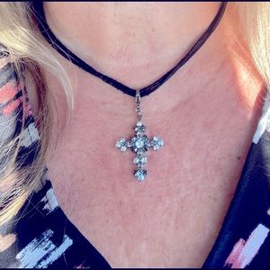 COPY - Sabika Vintage Cross